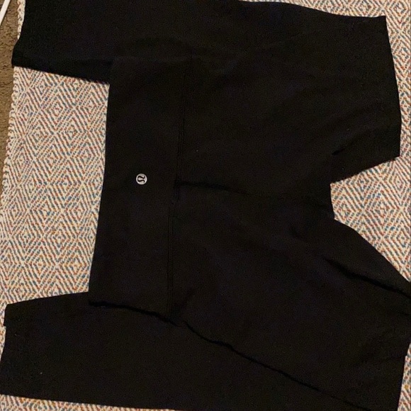 Lululemon leggings - Picture 1 of 4